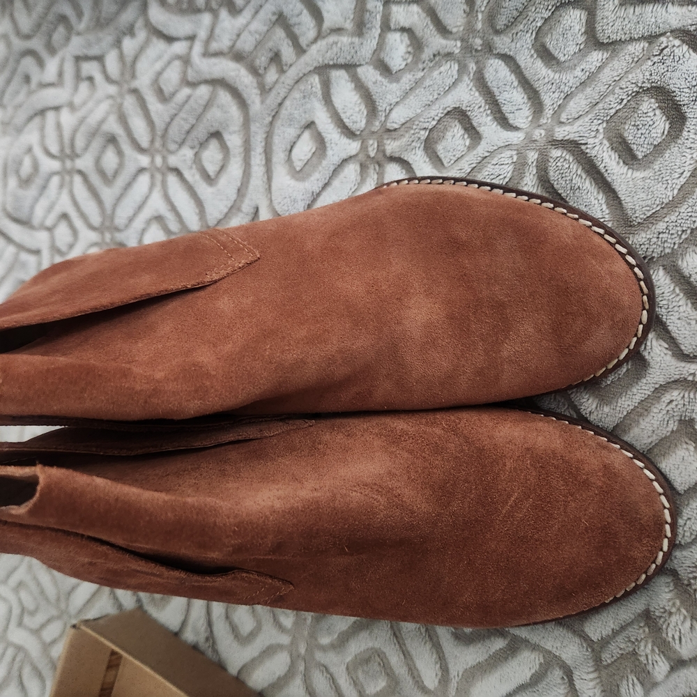 Lucky Brand Tan Suede Ankle Booties